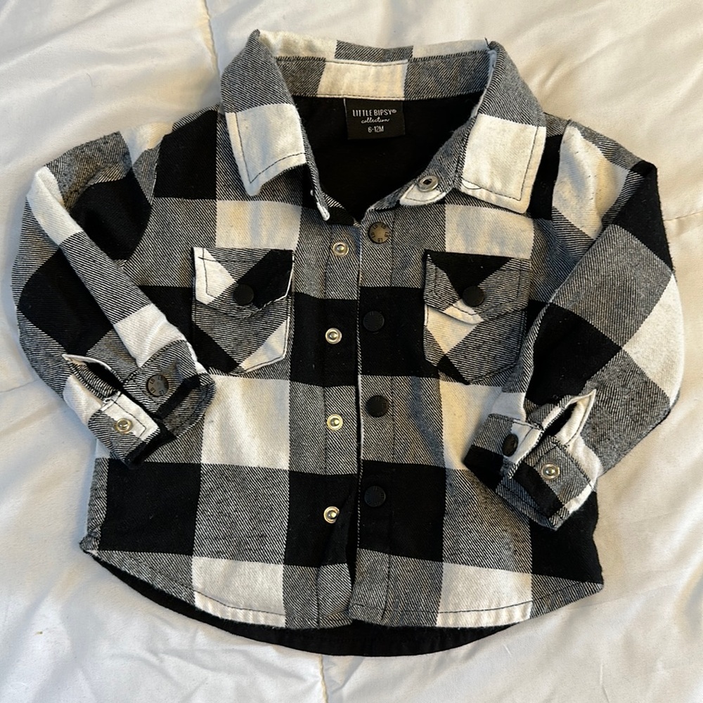 Little Bipsy black/white lined flannel shirt!